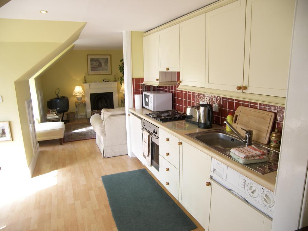 Central Calton Hill What A View Edinburgh Room photo